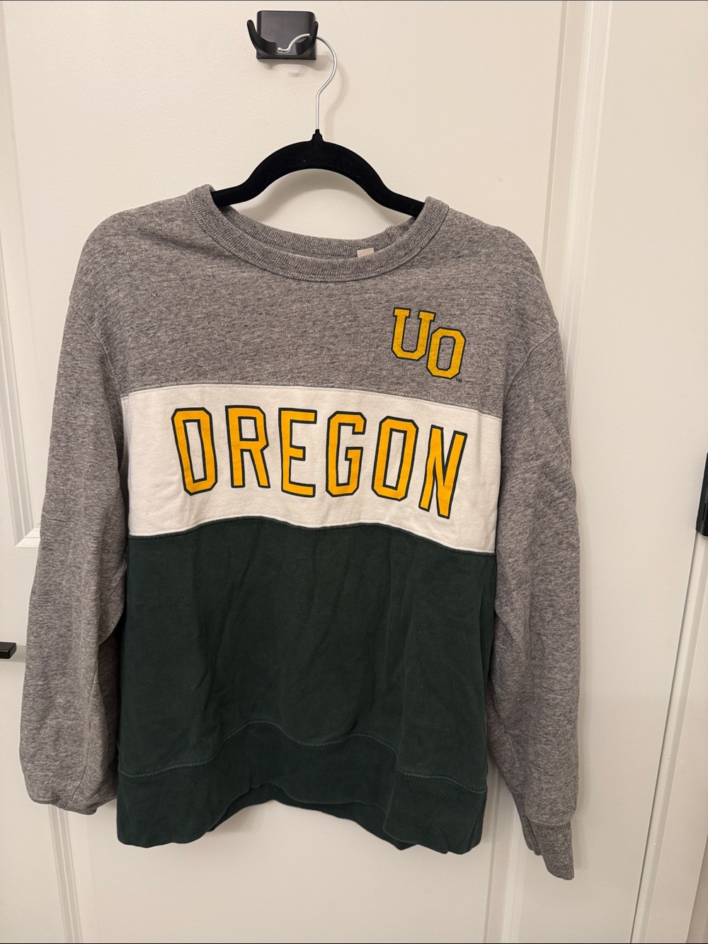Oregon Colorblock Crewneck Sweatshirt - Gray, White & Green